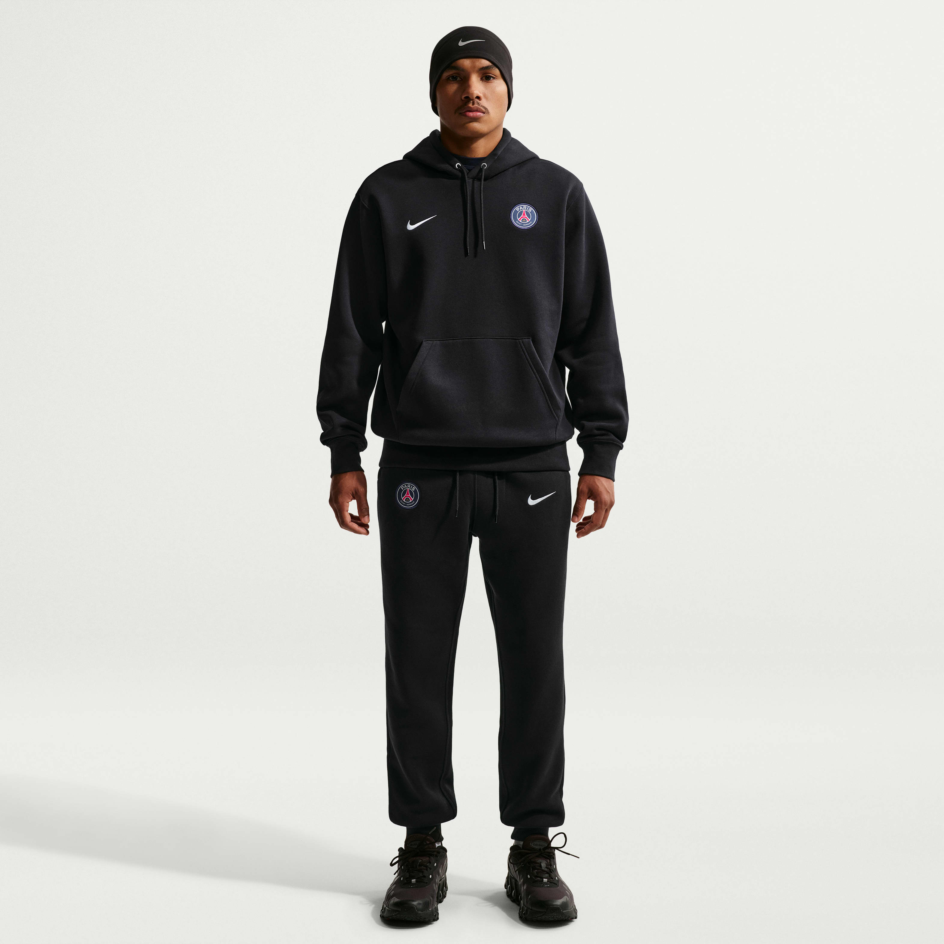 Nike Paris Saint-Germain Men's Nike Soccer Total 90 Track Jacket